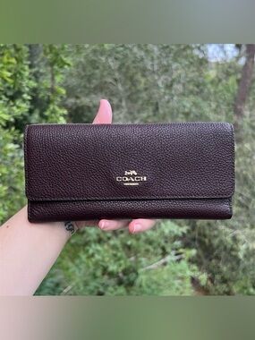 COACH VINTAGE Trifold Pebbled Leather Wallet Oxblood Brn/Purple w Gold Hardware